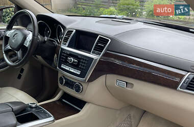 Внедорожник / Кроссовер Mercedes-Benz GL-Class 2012 в 