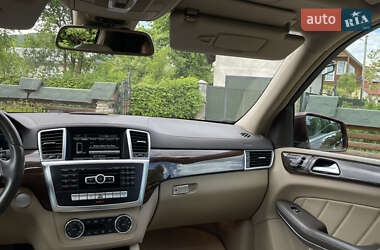 Внедорожник / Кроссовер Mercedes-Benz GL-Class 2012 в 