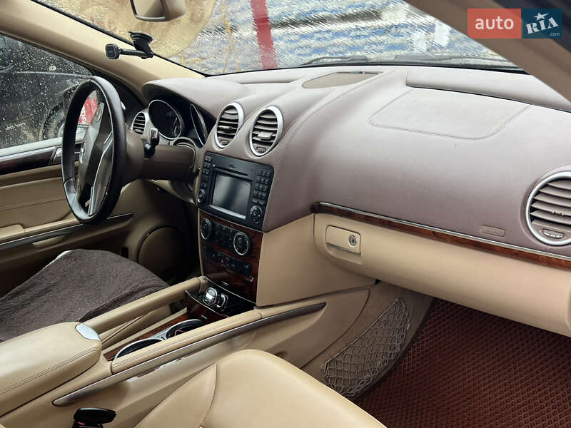 Внедорожник / Кроссовер Mercedes-Benz GL-Class 2012 в Черновцах