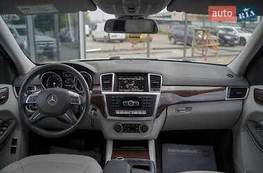 Внедорожник / Кроссовер Mercedes-Benz GL-Class 2012 в 