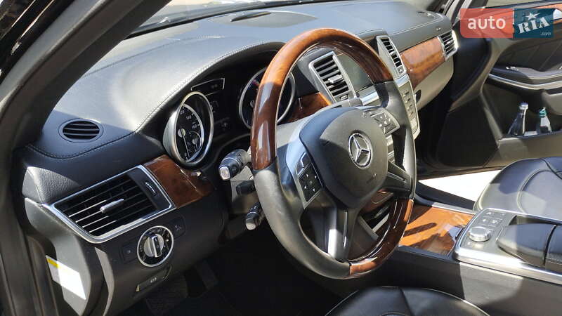 Внедорожник / Кроссовер Mercedes-Benz GL-Class 2013 в Киеве фото 12 Внедорожник / Кроссовер Mercedes-Benz GL-Class 2013 в Киеве