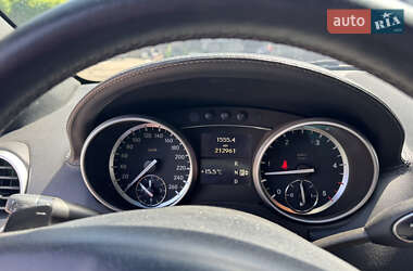 Внедорожник / Кроссовер Mercedes-Benz GL-Class 2010 в 