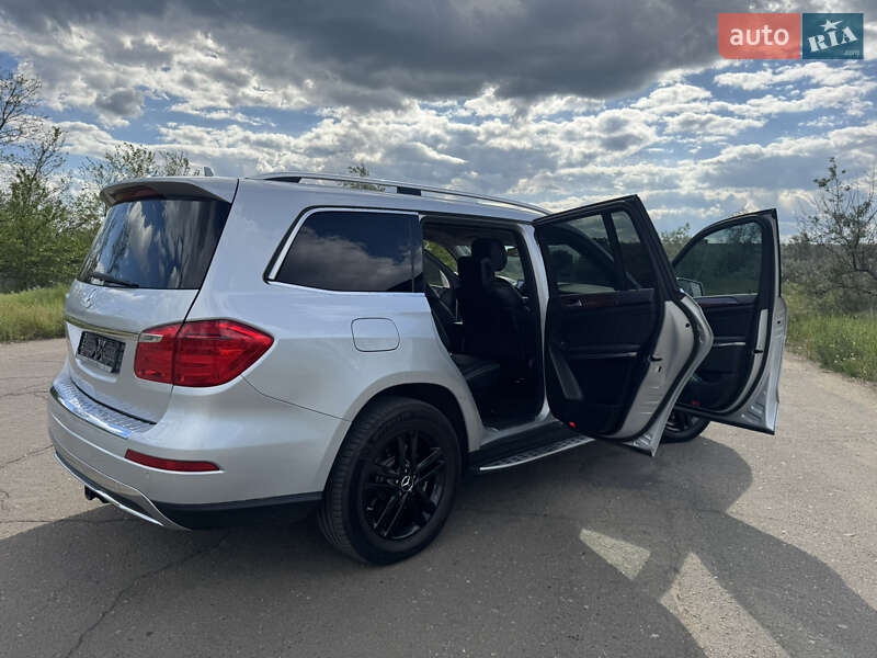 Внедорожник / Кроссовер Mercedes-Benz GL-Class 2013 в Белгороде-Днестровском