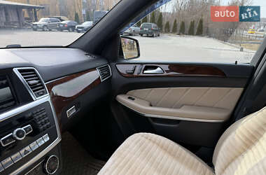 Позашляховик / Кросовер Mercedes-Benz GL-Class 2013 в 