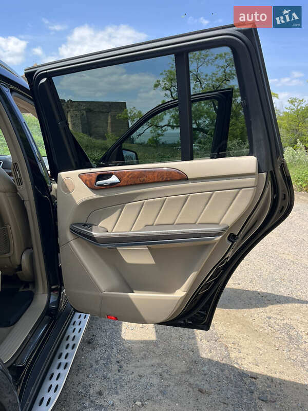 Внедорожник / Кроссовер Mercedes-Benz GL-Class 2013 в Белгороде-Днестровском