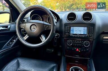 Внедорожник / Кроссовер Mercedes-Benz GL-Class 2006 в 
