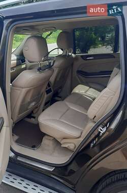 Внедорожник / Кроссовер Mercedes-Benz GL-Class 2012 в 