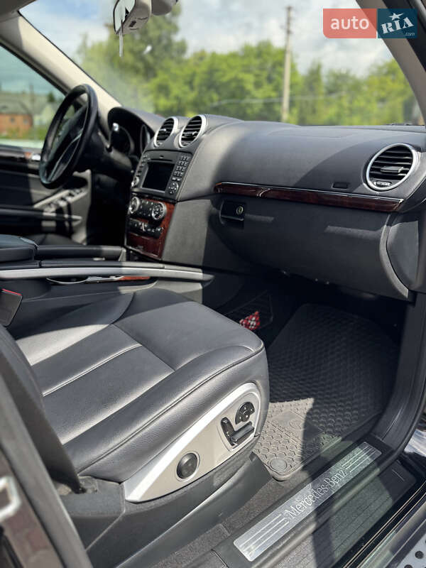 Внедорожник / Кроссовер Mercedes-Benz GL-Class 2011 в Ровно