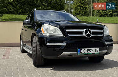 Mercedes-Benz GL-Class 2012 Mercedes-Benz GL-Class 2012