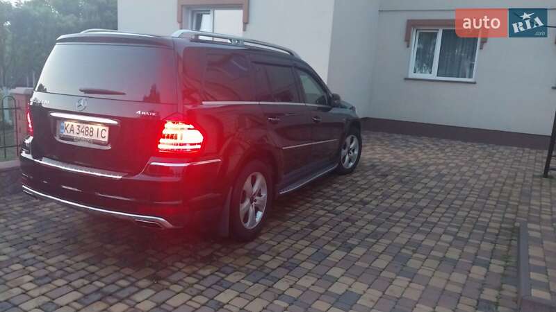 Позашляховик / Кросовер Mercedes-Benz GL-Class 2012 в Києві