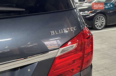 Внедорожник / Кроссовер Mercedes-Benz GL-Class 2012 в 