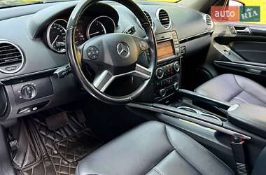 Позашляховик / Кросовер Mercedes-Benz GL-Class 2011 в 