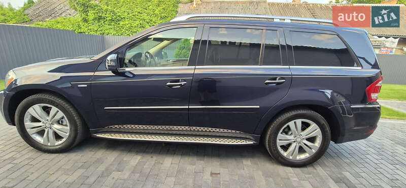 Внедорожник / Кроссовер Mercedes-Benz GL-Class 2011 в Дубно