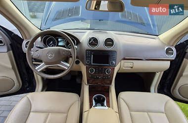 Внедорожник / Кроссовер Mercedes-Benz GL-Class 2011 в 