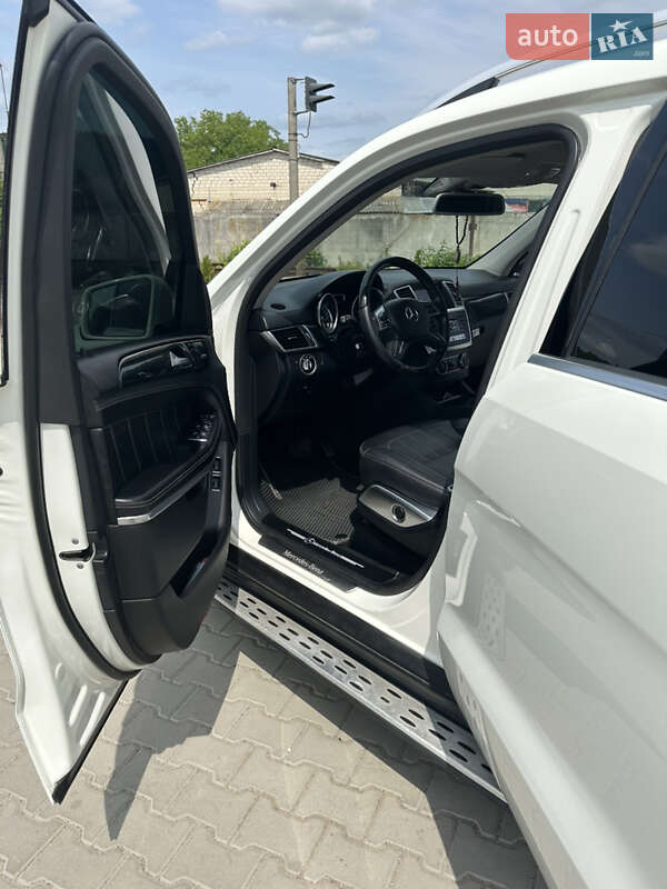 Внедорожник / Кроссовер Mercedes-Benz GL-Class 2013 в Тульчине фото 32 Внедорожник / Кроссовер Mercedes-Benz GL-Class 2013 в Тульчине