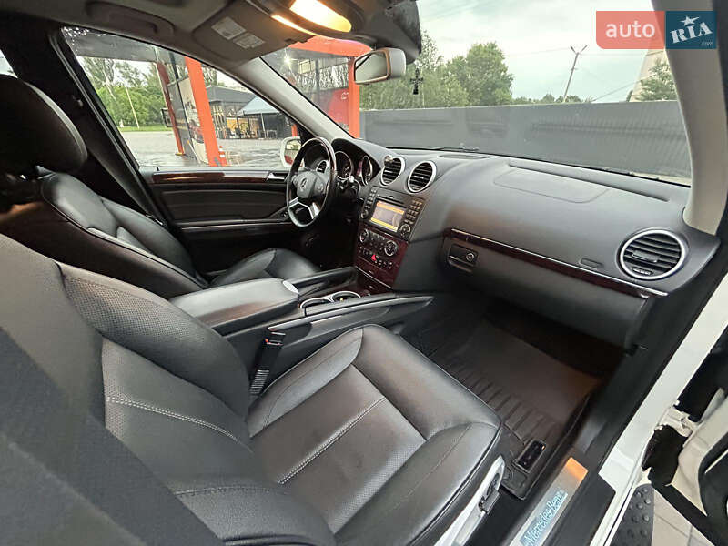 Позашляховик / Кросовер Mercedes-Benz GL-Class 2010 в Павлограді фото 10 Позашляховик / Кросовер Mercedes-Benz GL-Class 2010 в Павлограді