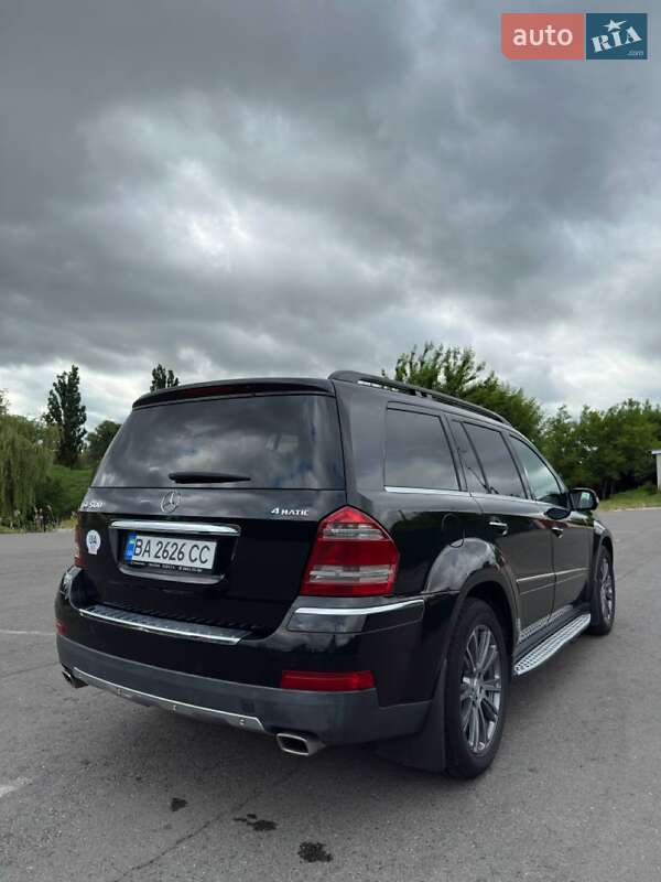 Внедорожник / Кроссовер Mercedes-Benz GL-Class 2007 в Александрие