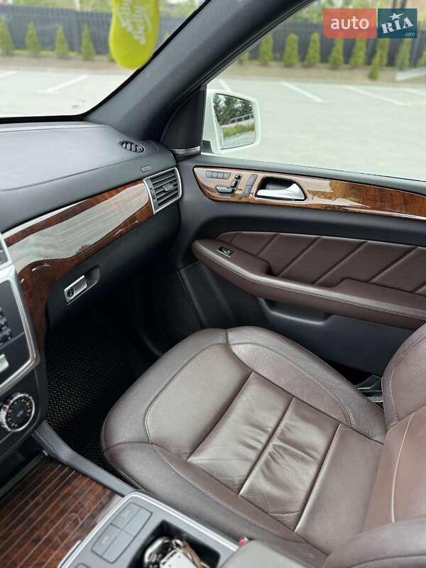 Внедорожник / Кроссовер Mercedes-Benz GL-Class 2015 в Тернополе