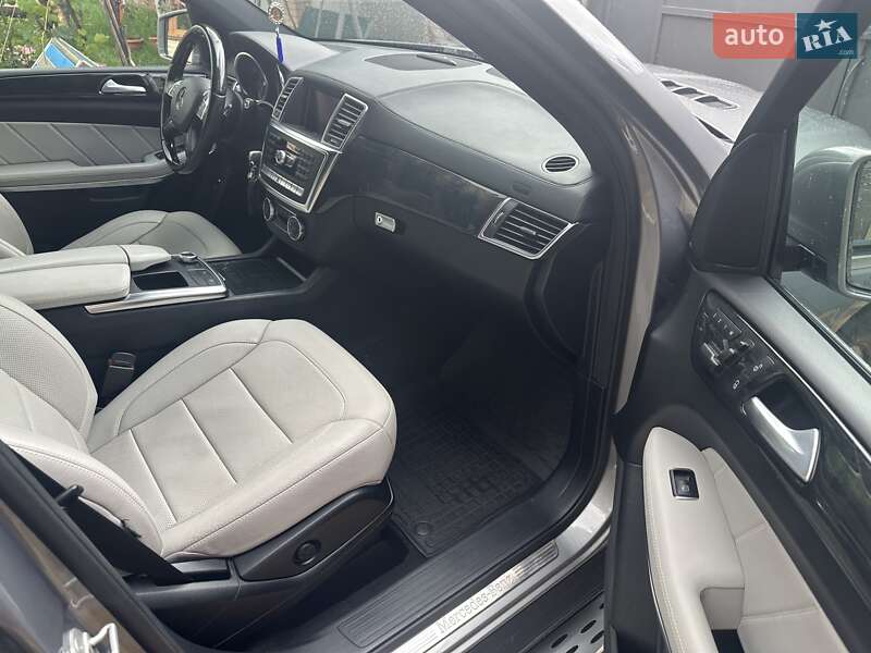 Внедорожник / Кроссовер Mercedes-Benz GL-Class 2014 в Нежине фото 41 Внедорожник / Кроссовер Mercedes-Benz GL-Class 2014 в Нежине