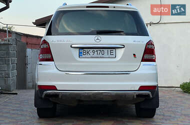 Внедорожник / Кроссовер Mercedes-Benz GL-Class 2010 в 