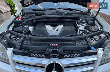 Внедорожник / Кроссовер Mercedes-Benz GL-Class 2010 в 