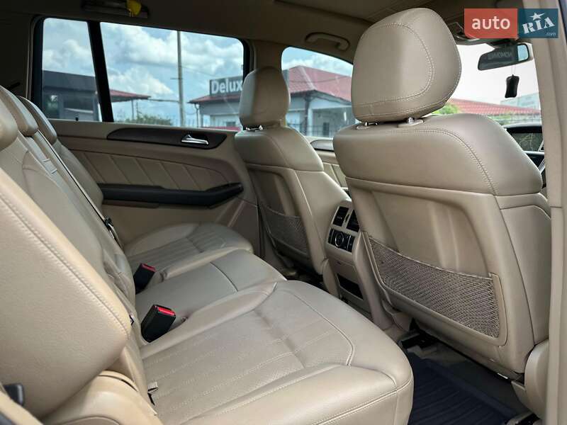 Позашляховик / Кросовер Mercedes-Benz GL-Class 2015 в Києві