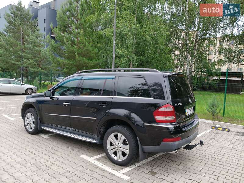 Позашляховик / Кросовер Mercedes-Benz GL-Class 2009 в Києві