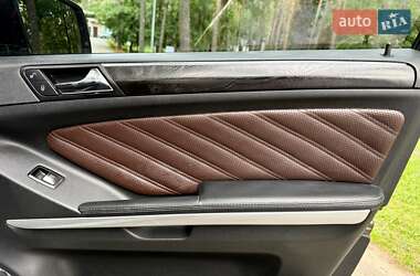 Внедорожник / Кроссовер Mercedes-Benz GL-Class 2012 в 