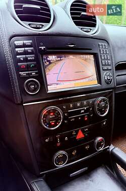 Внедорожник / Кроссовер Mercedes-Benz GL-Class 2012 в 