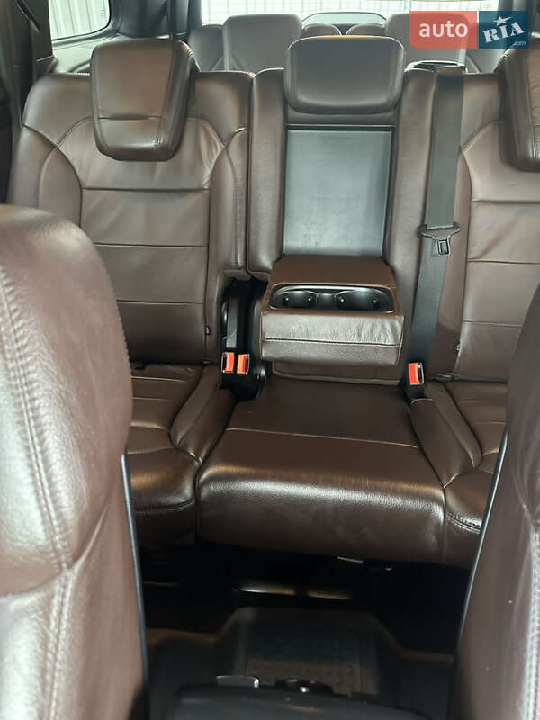 Позашляховик / Кросовер Mercedes-Benz GL-Class 2015 в Ужгороді