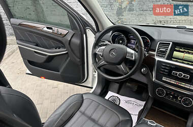 Позашляховик / Кросовер Mercedes-Benz GL-Class 2013 в 