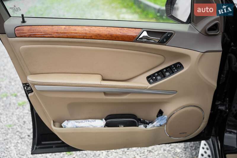 Внедорожник / Кроссовер Mercedes-Benz GL-Class 2009 в Львове
