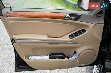 Позашляховик / Кросовер Mercedes-Benz GL-Class 2009 в 
