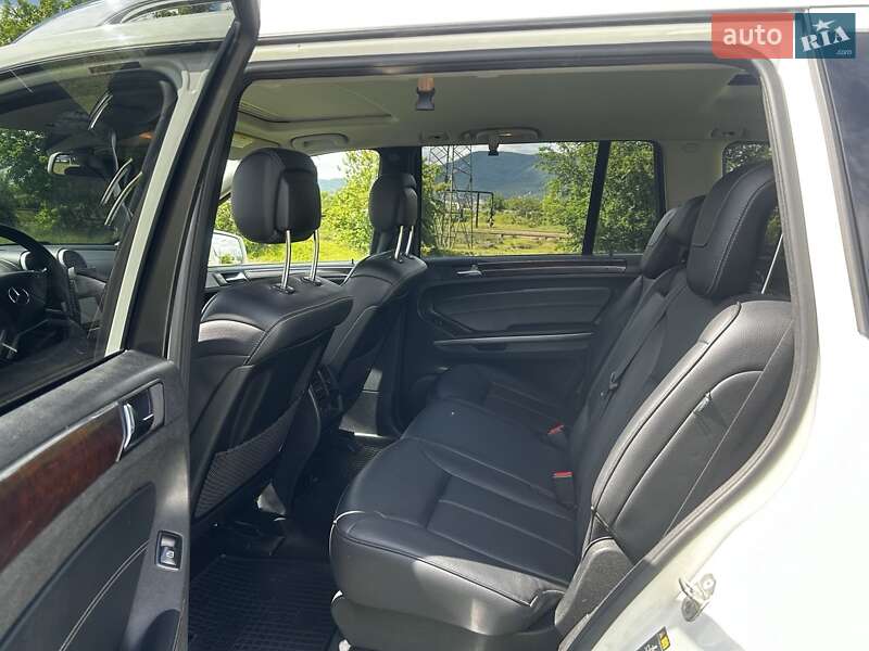 Внедорожник / Кроссовер Mercedes-Benz GL-Class 2012 в Черновцах