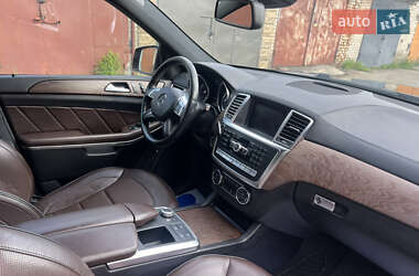 Позашляховик / Кросовер Mercedes-Benz GL-Class 2013 в 
