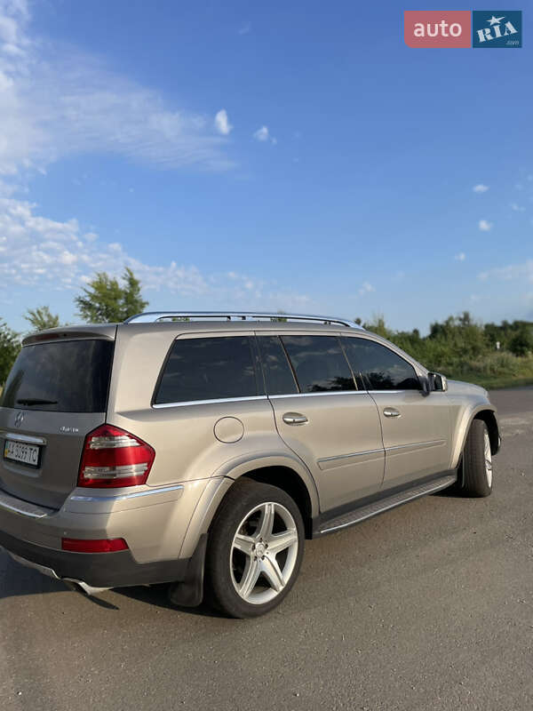 Внедорожник / Кроссовер Mercedes-Benz GL-Class 2007 в Обухове