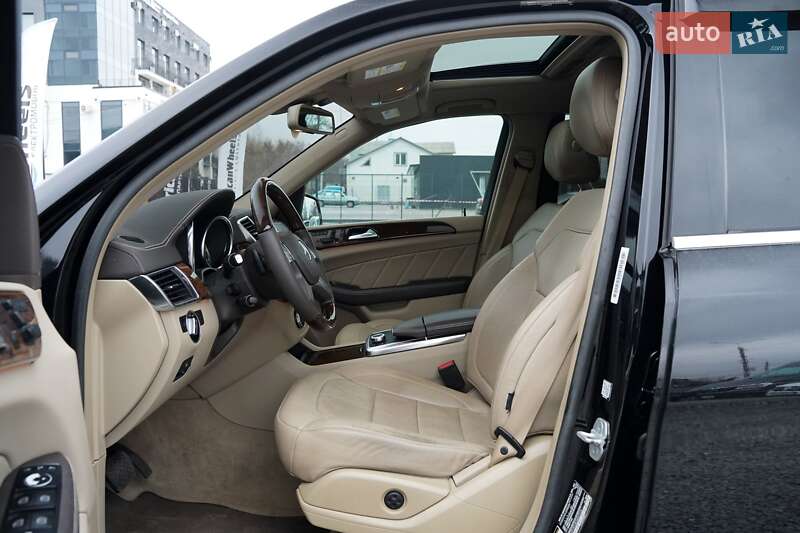 Позашляховик / Кросовер Mercedes-Benz GL-Class 2014 в Чернівцях