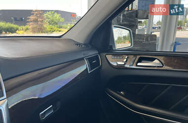Внедорожник / Кроссовер Mercedes-Benz GL-Class 2012 в 