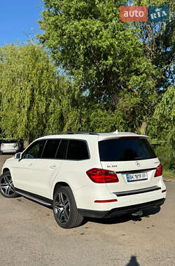 Позашляховик / Кросовер Mercedes-Benz GL-Class 2014 в 
