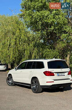 Позашляховик / Кросовер Mercedes-Benz GL-Class 2014 в 