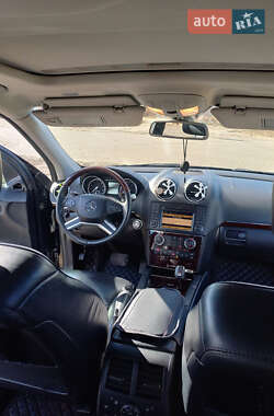 Внедорожник / Кроссовер Mercedes-Benz GL-Class 2010 в 