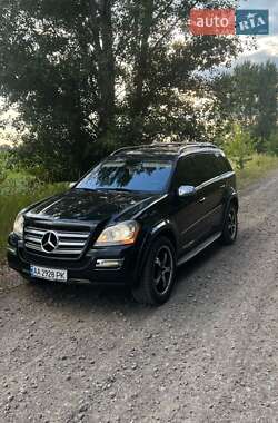 Mercedes-Benz GL-Class 2010 Mercedes-Benz GL-Class 2010