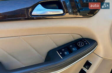 Внедорожник / Кроссовер Mercedes-Benz GL-Class 2012 в 