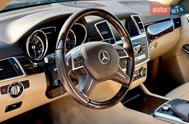 Внедорожник / Кроссовер Mercedes-Benz GL-Class 2012 в 