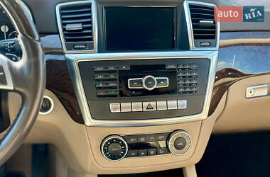Внедорожник / Кроссовер Mercedes-Benz GL-Class 2012 в 
