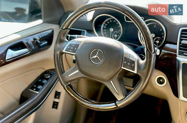 Внедорожник / Кроссовер Mercedes-Benz GL-Class 2012 в 