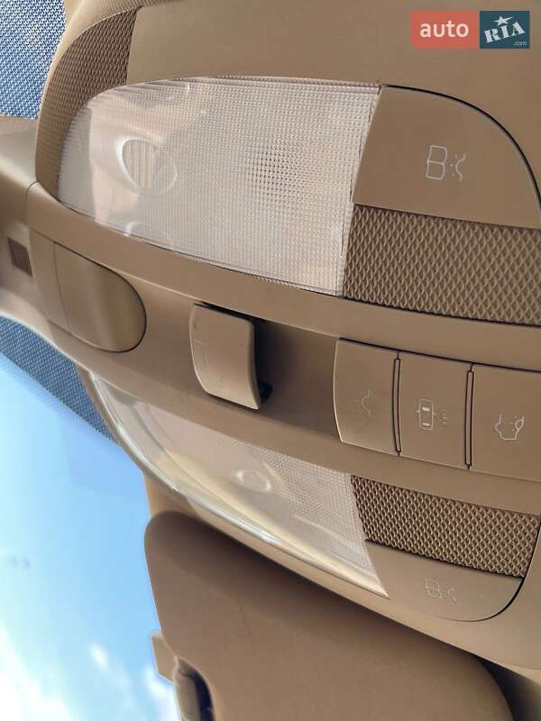Позашляховик / Кросовер Mercedes-Benz GL-Class 2010 в Києві