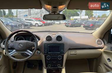 Внедорожник / Кроссовер Mercedes-Benz GL-Class 2010 в 
