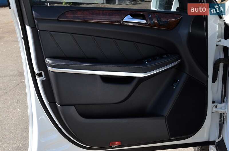 Внедорожник / Кроссовер Mercedes-Benz GL-Class 2014 в Киеве