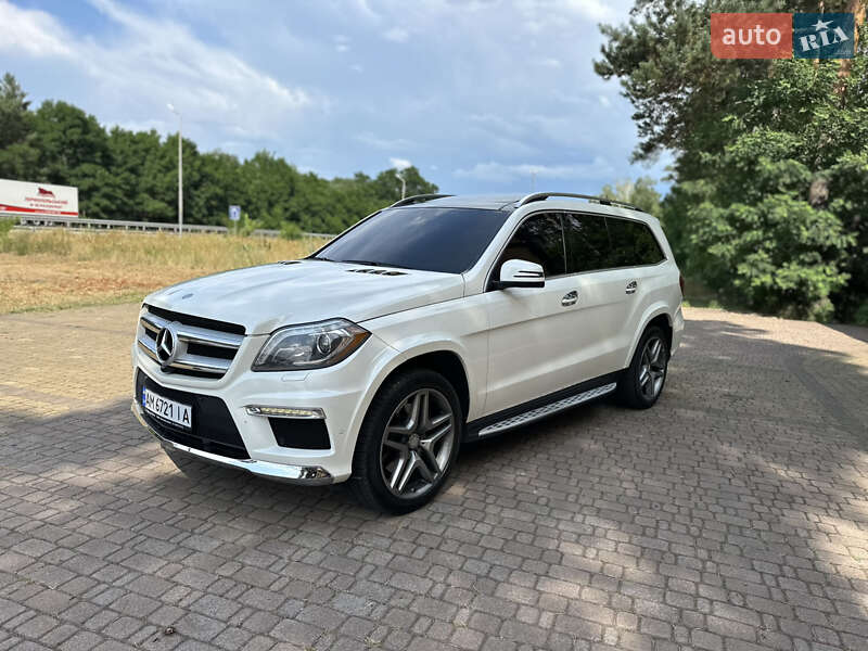 Позашляховик / Кросовер Mercedes-Benz GL-Class 2014 в Києві